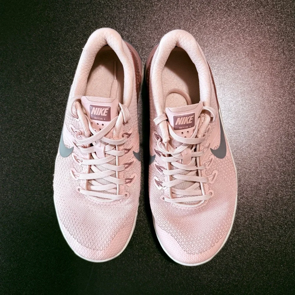 Nike Metcon 4 Shoes Womens 5.5 Pink Cross Training Workout Walking Gym Sneakers